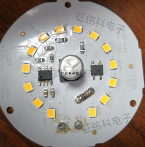 led燈泡芯片推薦:SM2082EGS 電流可達 100mA(圖3) SM2082D.png